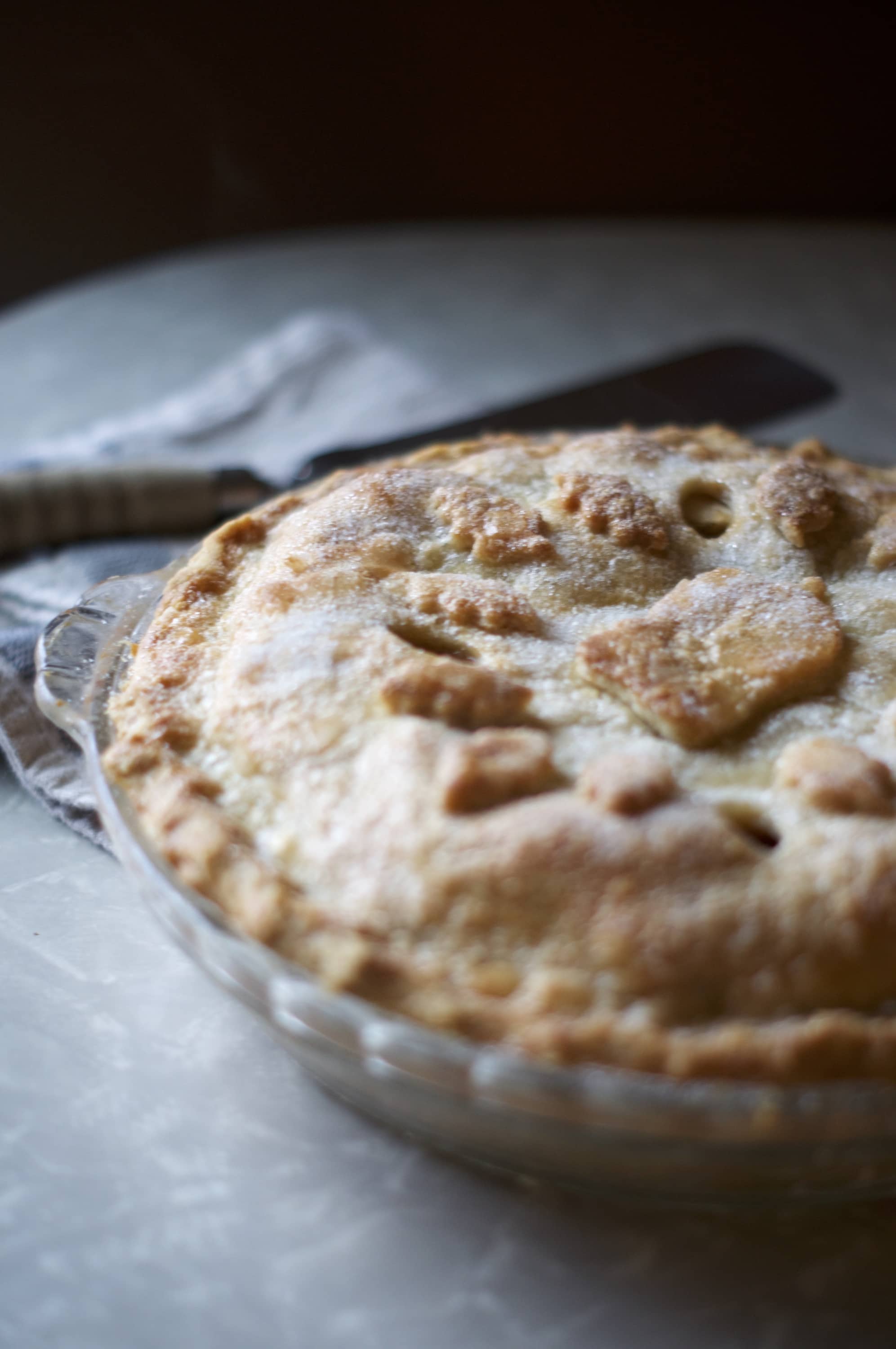Easy Apple Pie | via Midwest Nice