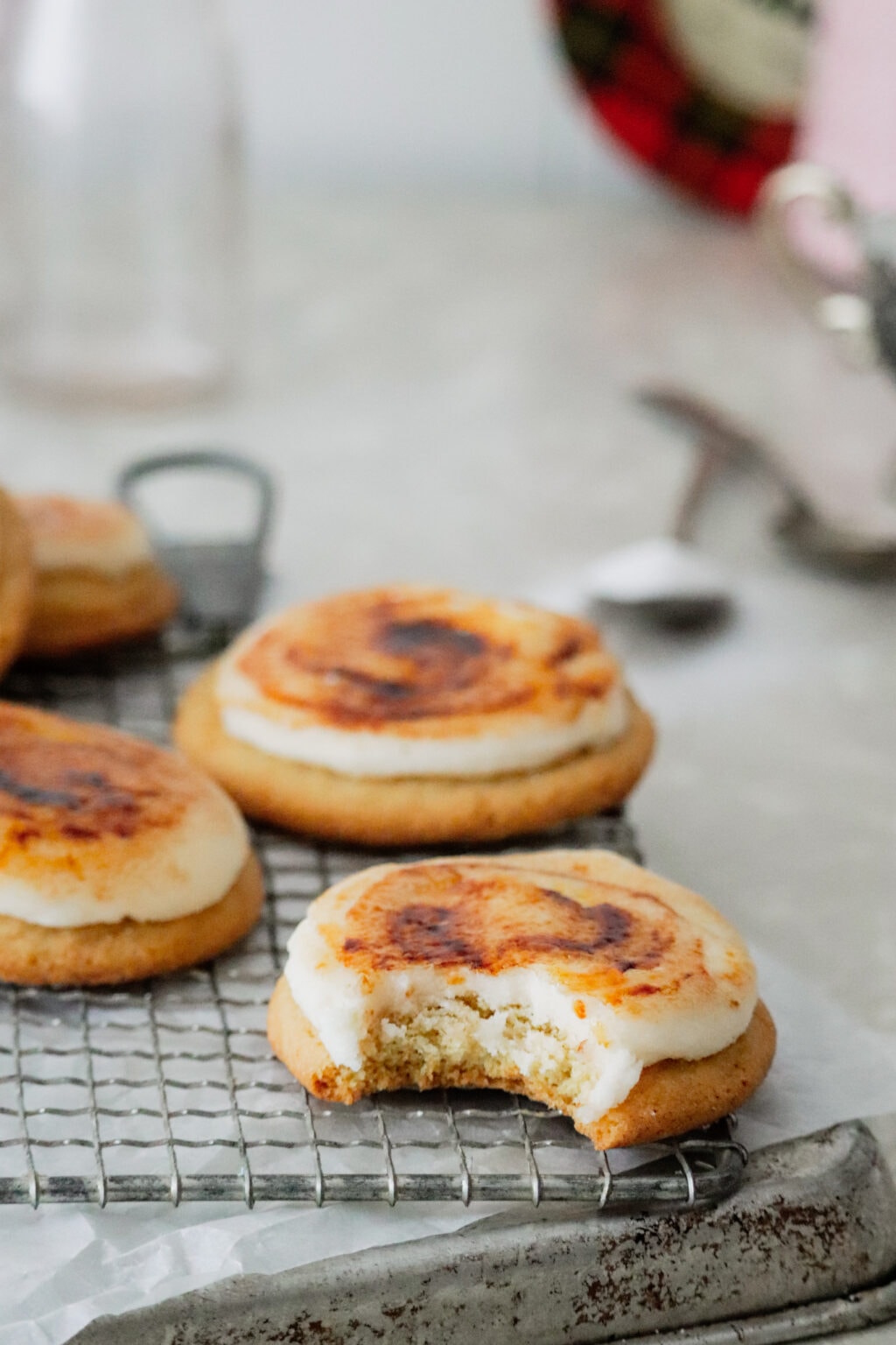 Creme Brûlée (Toasted) Sugar Cookies (& pie weights) Midwest Nice