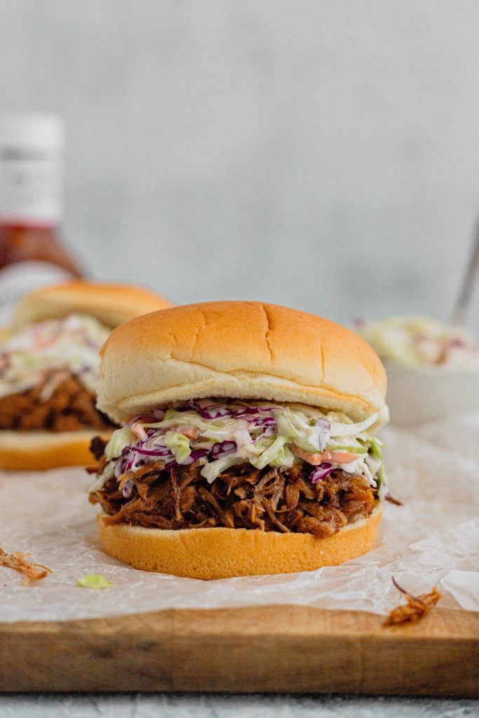 Slow cooked cola pulled pork burgers recipe