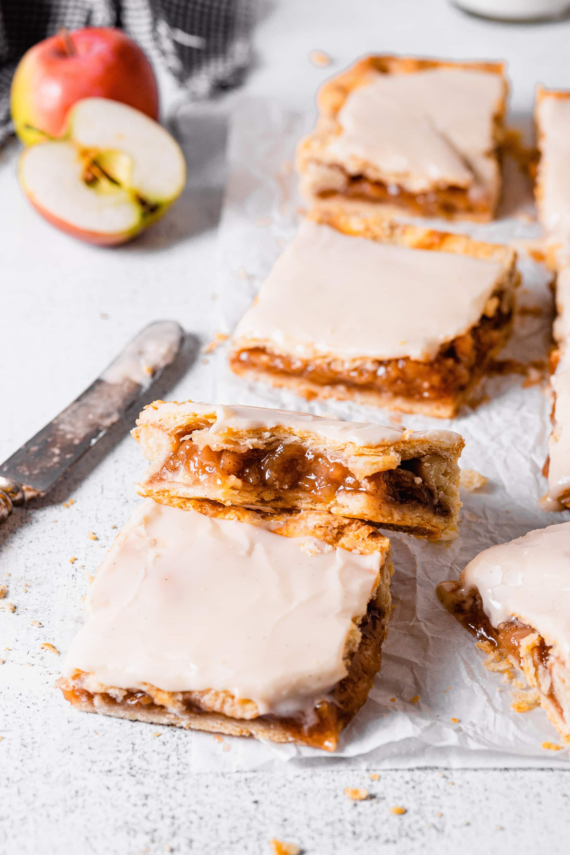 Glazed Apple Slices Recipe (Sheet Pan Apple Pie) Midwest Nice