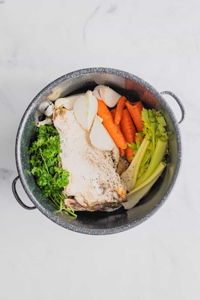 How to Make Turkey Stock & Calphalon Signature Stockpot #Giveaway