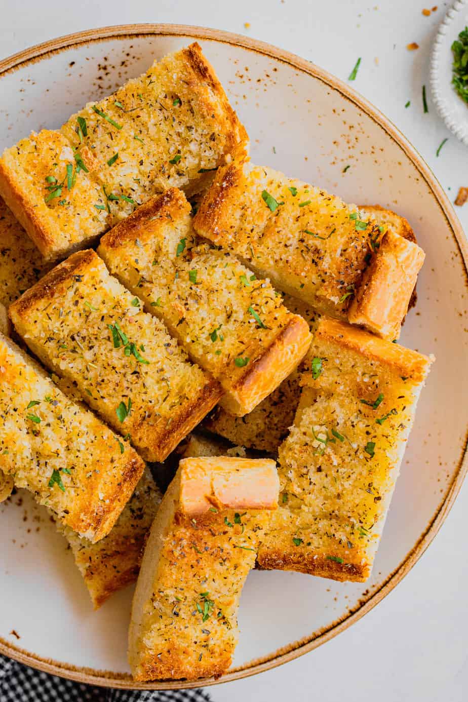 Homemade Garlic Bread (Using frozen bread dough!) Midwest Nice