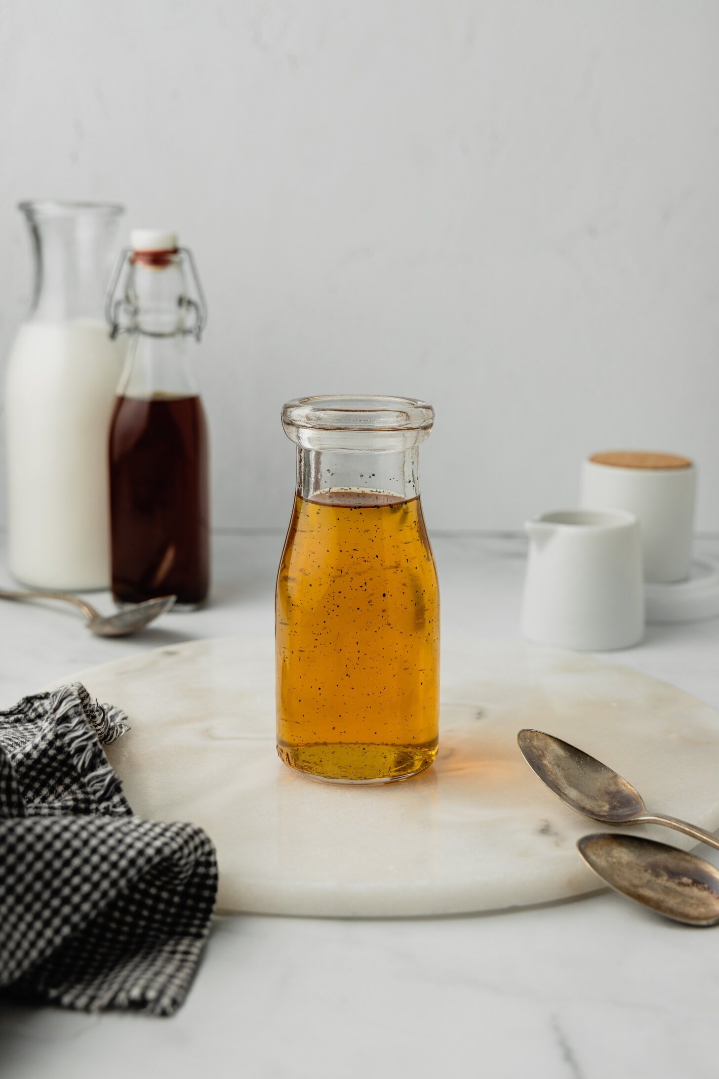 Homemade Vanilla Simple Syrup Recipe Midwest Nice